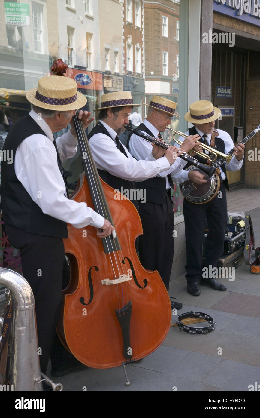 Musikern Gloucester Gloucestershire in England Stockfoto