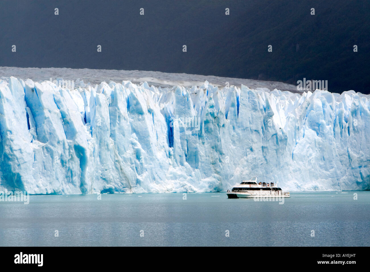 Perito Moreno Gletscher befindet sich im Nationalpark Los Glaciares im Südwesten der Provinz Santa Cruz Patagonien Argentinien Stockfoto