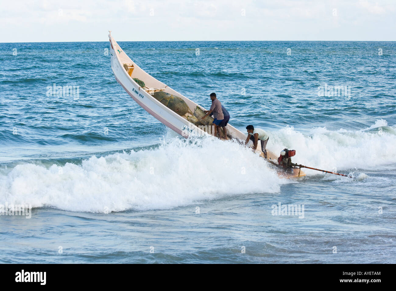 Angelboot/Fischerboot in Mamallapuram Süd-Indien Stockfoto