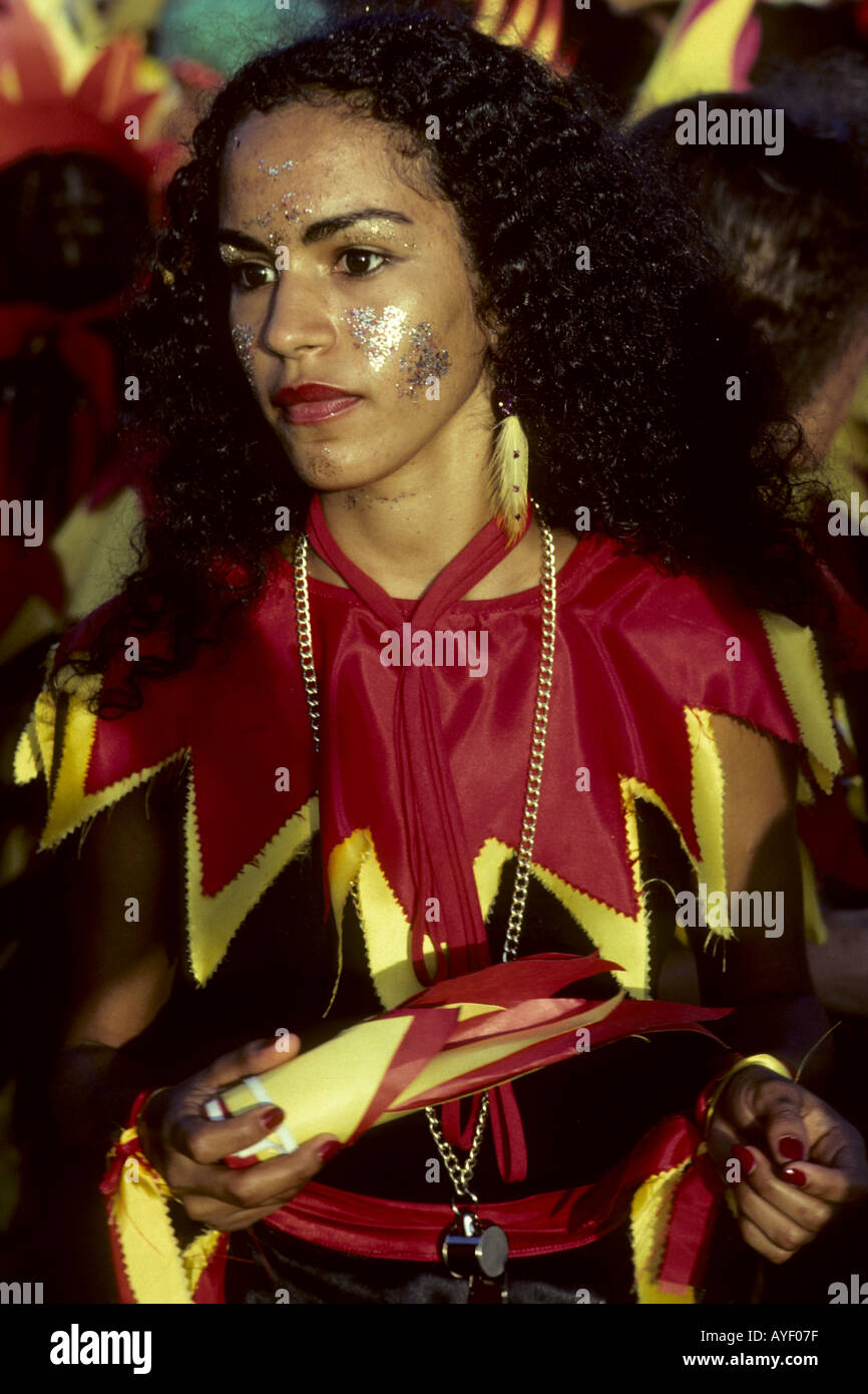 Martinique Frau Menschen Bunte Fiesta Brauchtum Karneval Stockfotografie Alamy