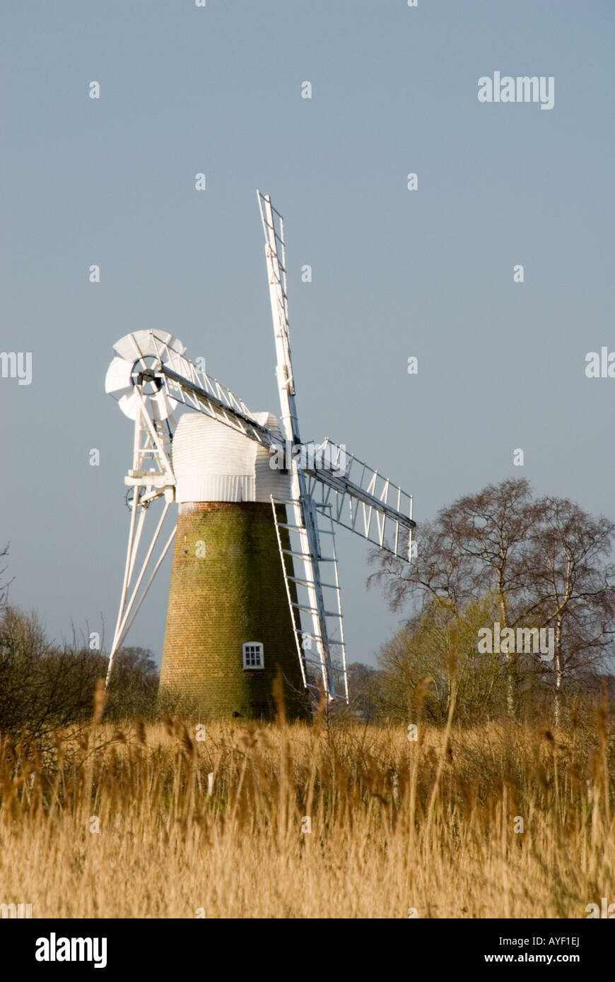 Turf Moor Entwässerung Mühle wie Hill Norfolk Stockfoto