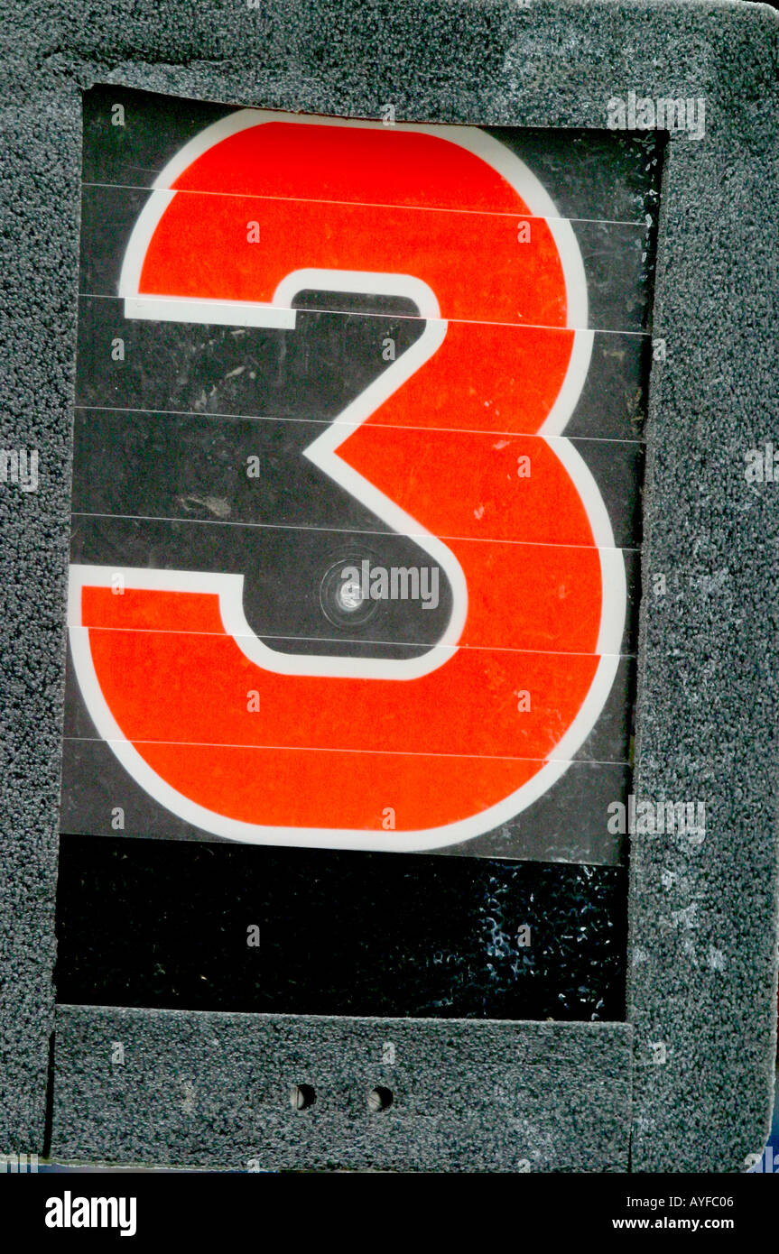 Nummer drei Kennzeichen Zeichen Ziffer 3 Stockfoto