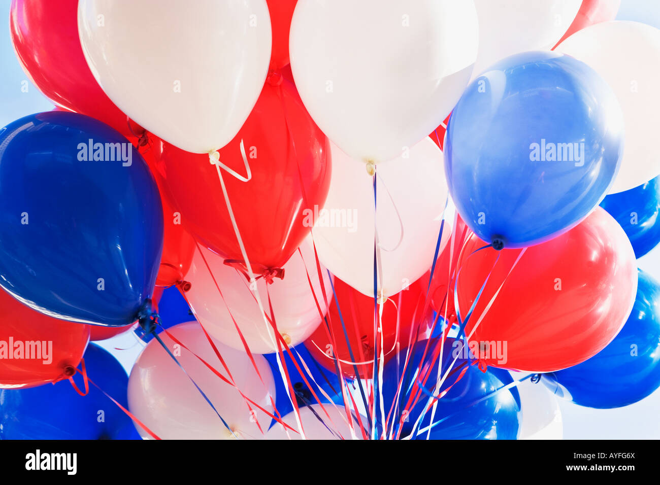 rot-weiß-blaue Ballons Stockfoto