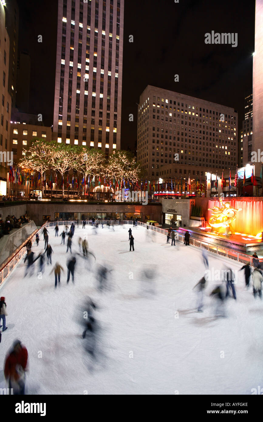 Eislaufen am Rockefeller Center in New York City Stockfoto