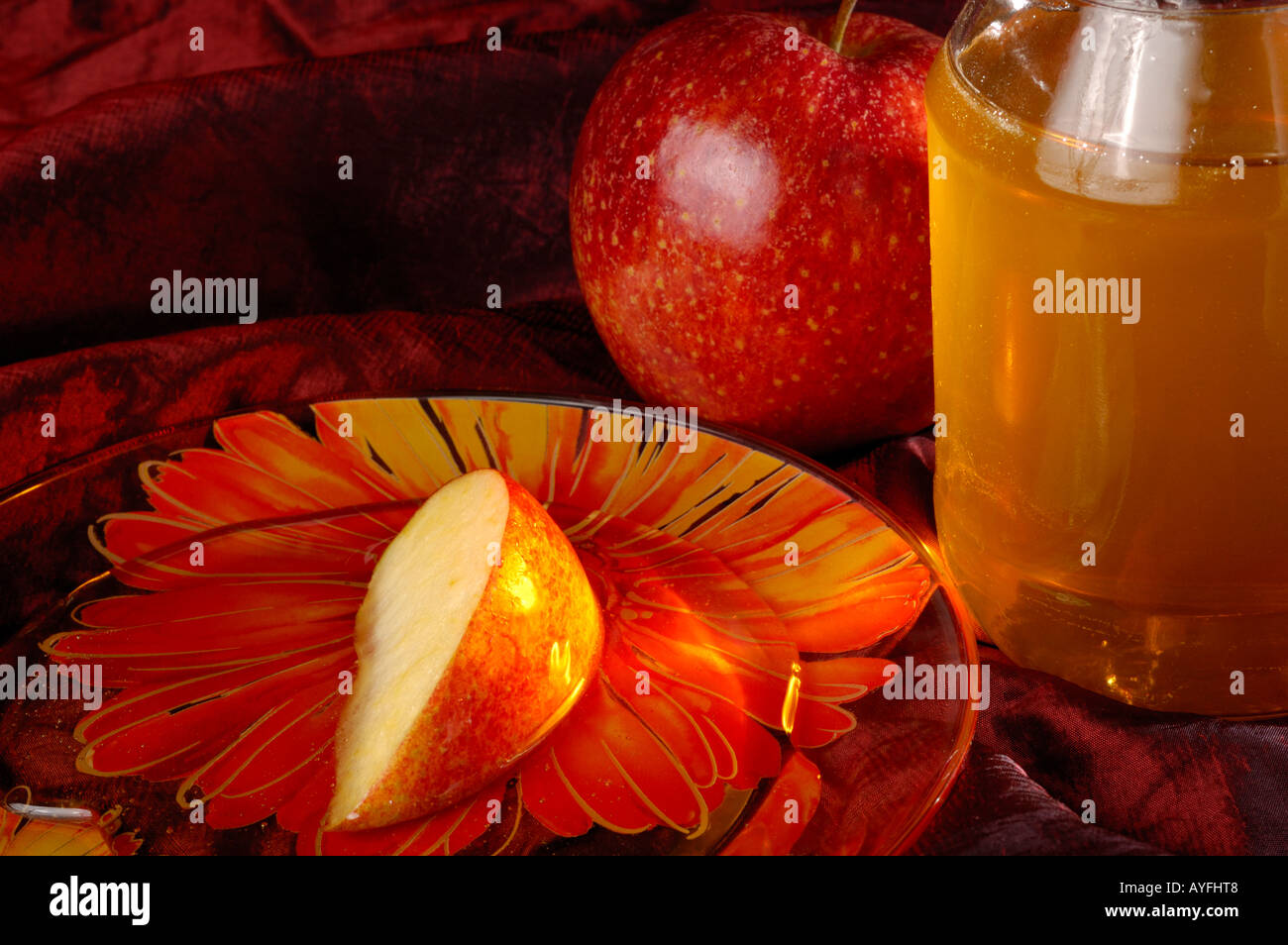 Äpfel und Honig Stockfoto