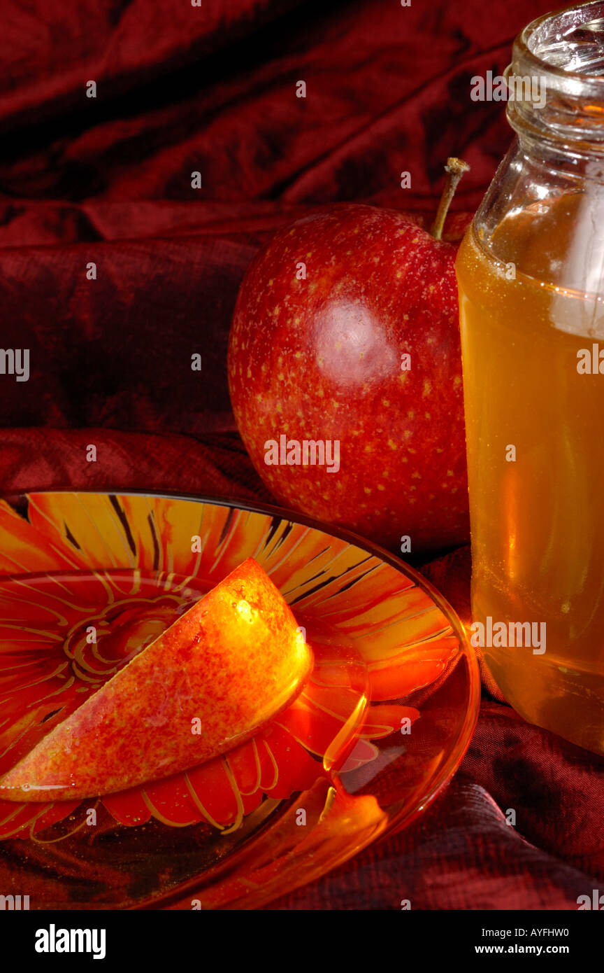 Äpfel und Honig festliche Essen Stilleben Stockfoto