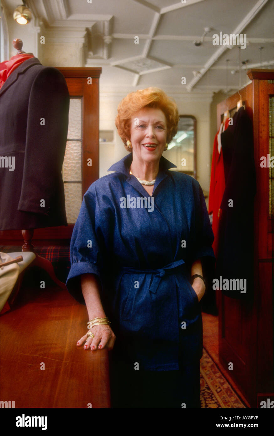 Dorothy Donaldson Hudson Hogg JB Johnstone nur Frau Eigentümer der Savile Row bespoke Herren Kleidung Schneider Shop London Stockfoto