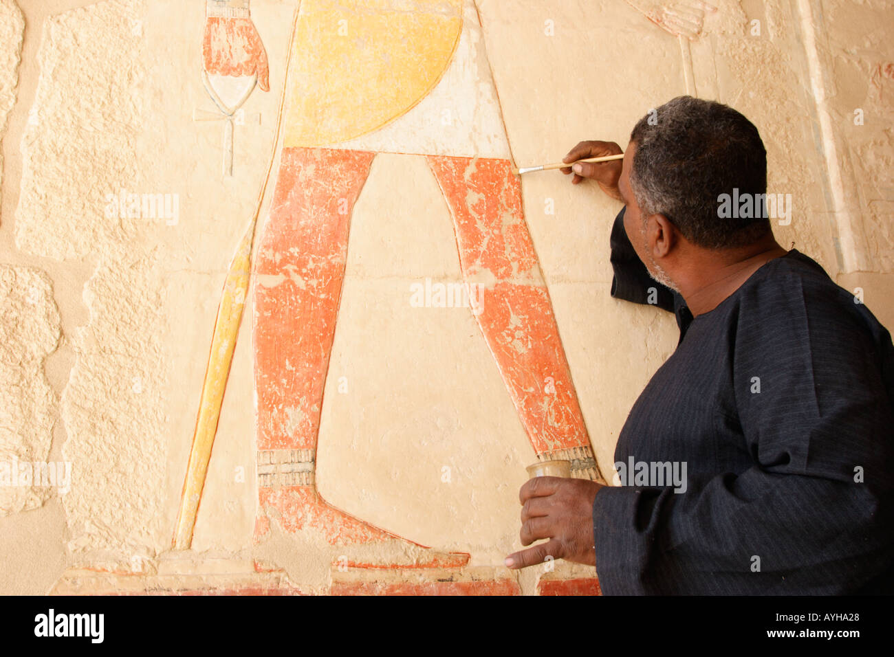 Egytpian Restaurantion ägyptischen vorgibt, einige Restauration zu tun, um Geld Form bekommen die Touristen tun Stockfoto