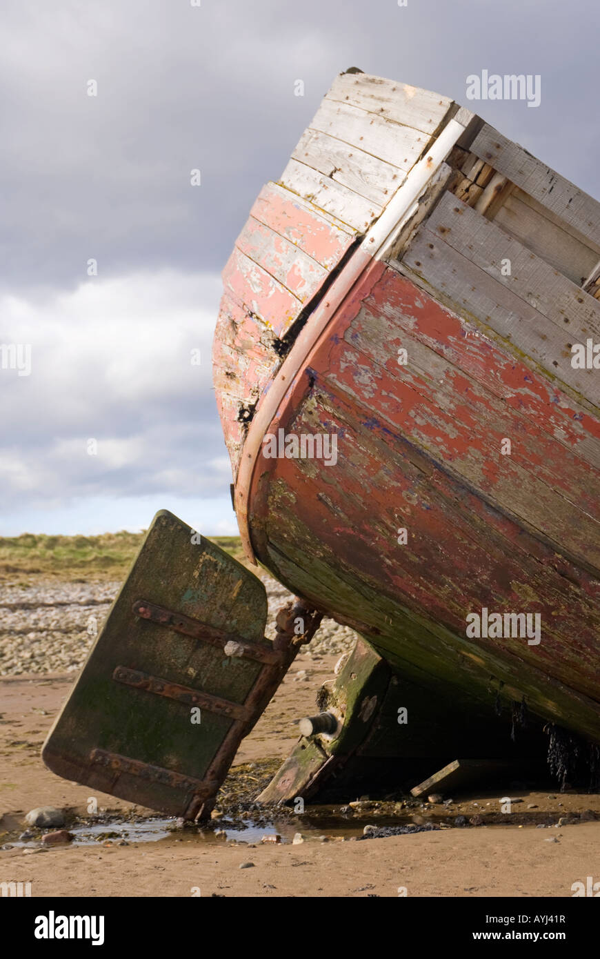 Ein Blick auf das Heck eines hölzernen Schiffswracks Stockfoto