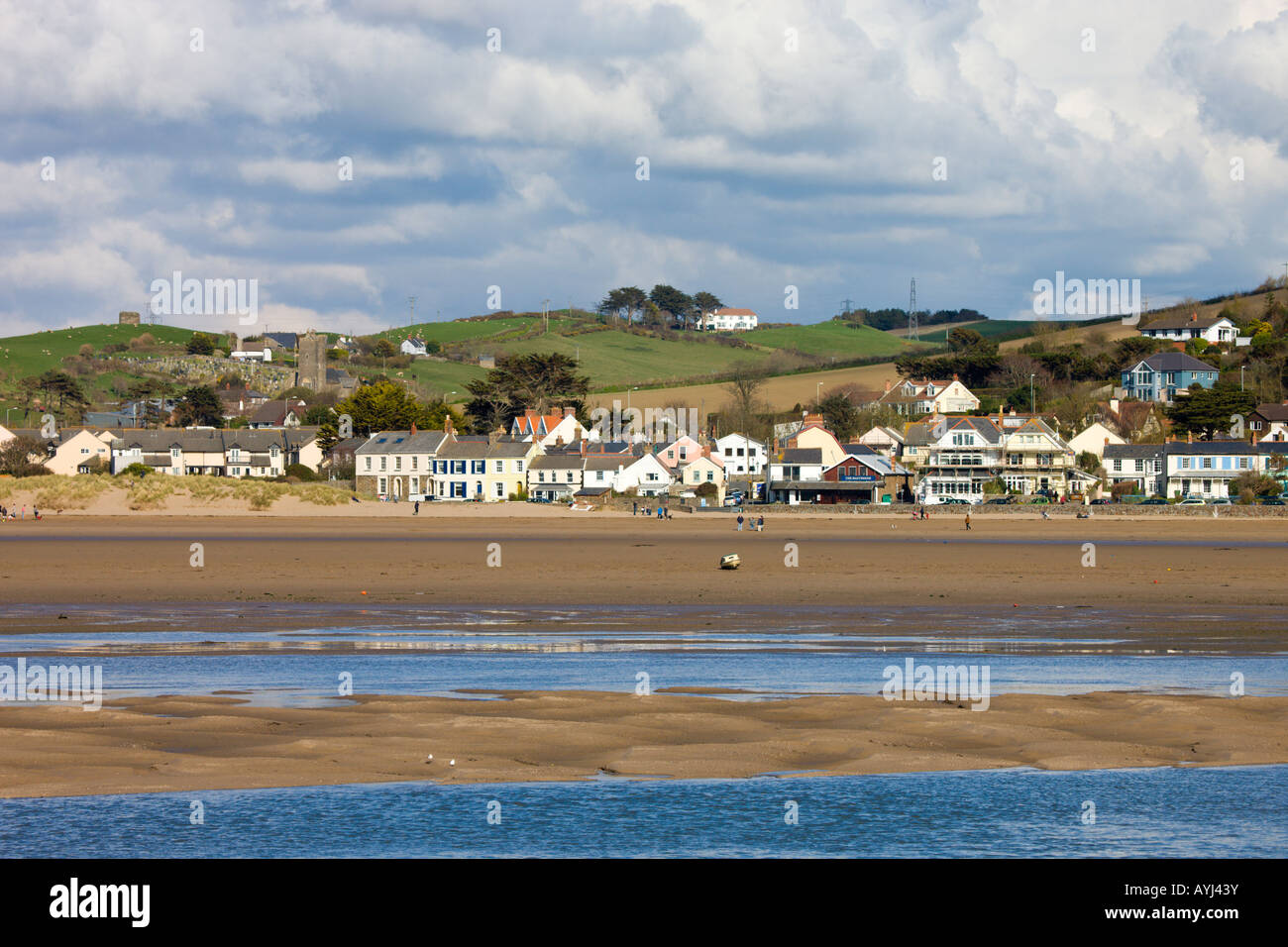 Devon Dorf der Instow aus über das Wasser auf Appledore Stockfoto