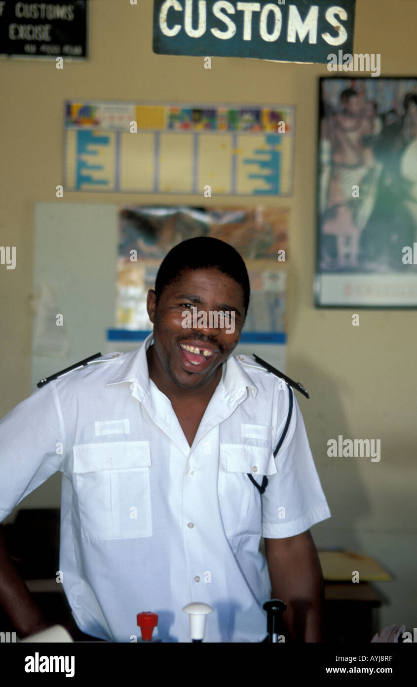 Südafrika ein Zollbeamter an der Grenze zu Swasiland Stockfoto