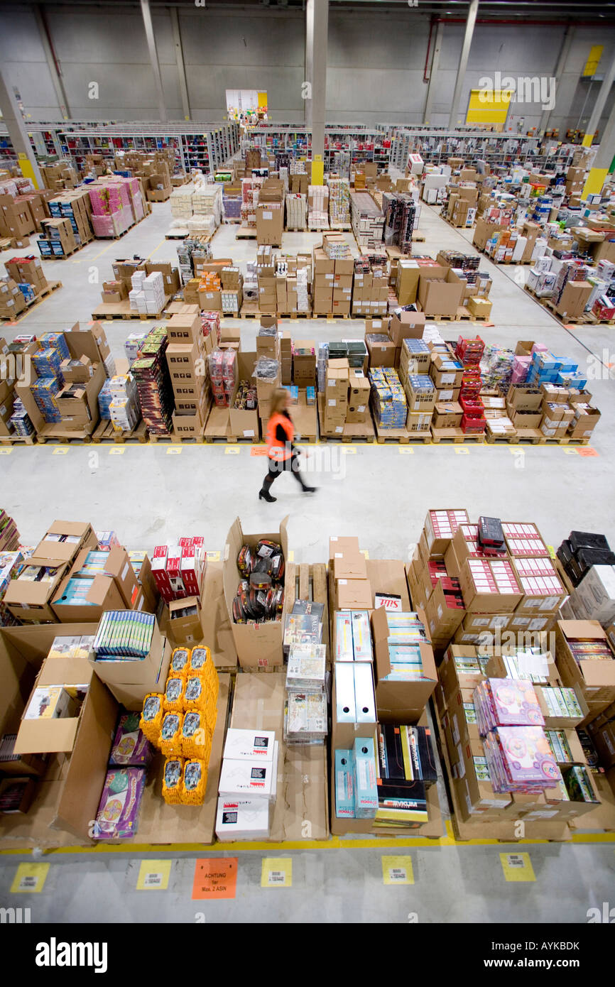 Distributionszentrum der Onlinebestellung Firma Amazon de waren depot Stockfoto