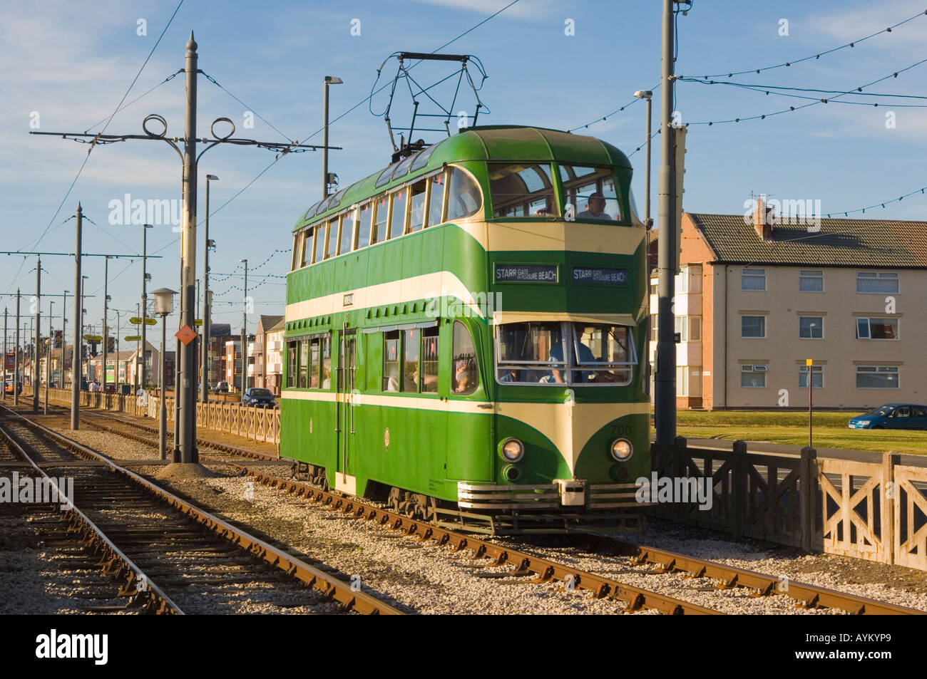 Doppeldecker-Ballon-Straßenbahn aus den 1930er Jahren in Blackpool Stockfoto