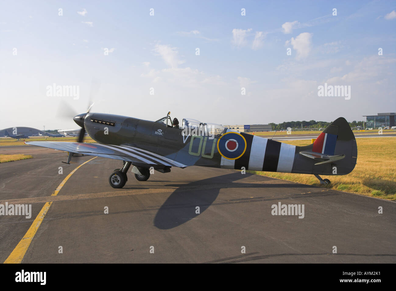 Spitfire beginnt für Take off auf der Farnborough 2006 Taxi Stockfoto