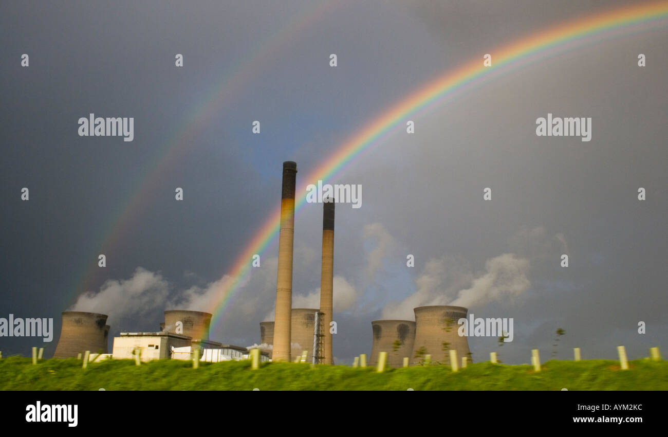 Kohle befeuerten Kraftwerk des Trent Valley England UK Europa trägt zur Klima-Änderung Regenzeiten Stockfoto