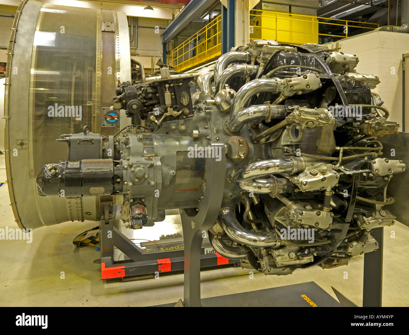 Hubkolbenmotor -Fotos und -Bildmaterial in hoher Auflösung – Alamy
