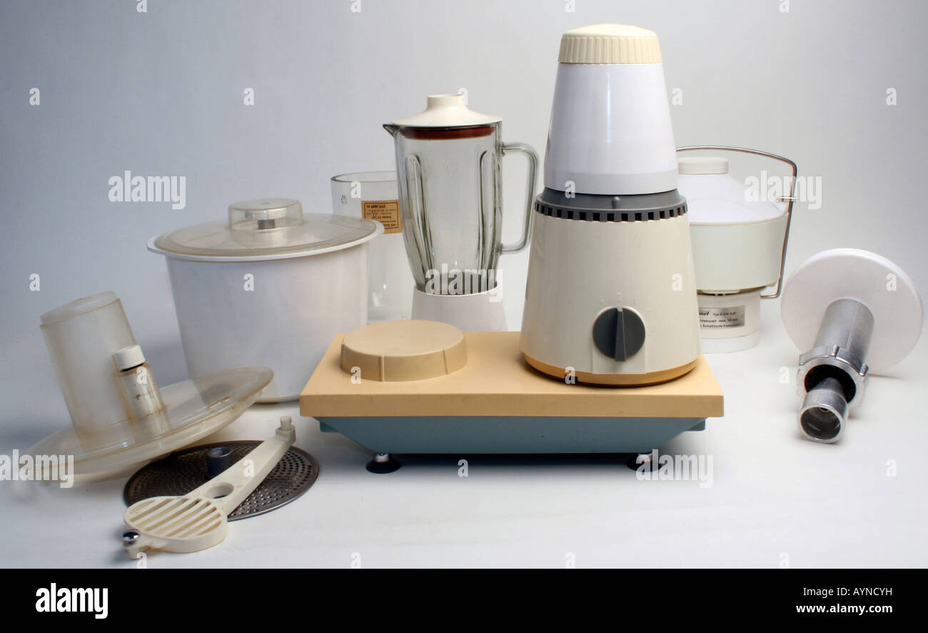 Haushalt, Küche Und Küchengeräte, Küchenmaschine Km 8, Hergestellt Vom  Kombinat Kombinat Kombinat Kombinat Kombinat Kombinat Kombinat Kombinat  Volkswerk Suhl, Ddr, 1969, Historisch, Historisch, Ostdeutschland, Ddr, 20.  Jahrhundert, Produkt ...