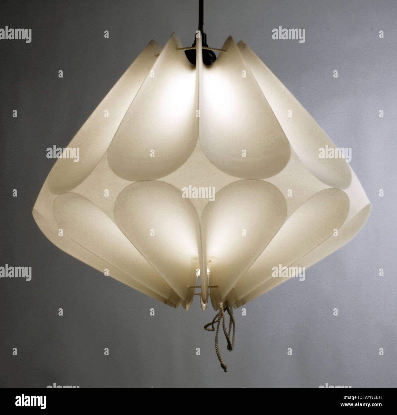 Energie, Lampen und Licht, Siegellichter (synthetisches Material), im skandinavischen Stil, DDR, 1960er/1970er Jahre, Stockfoto