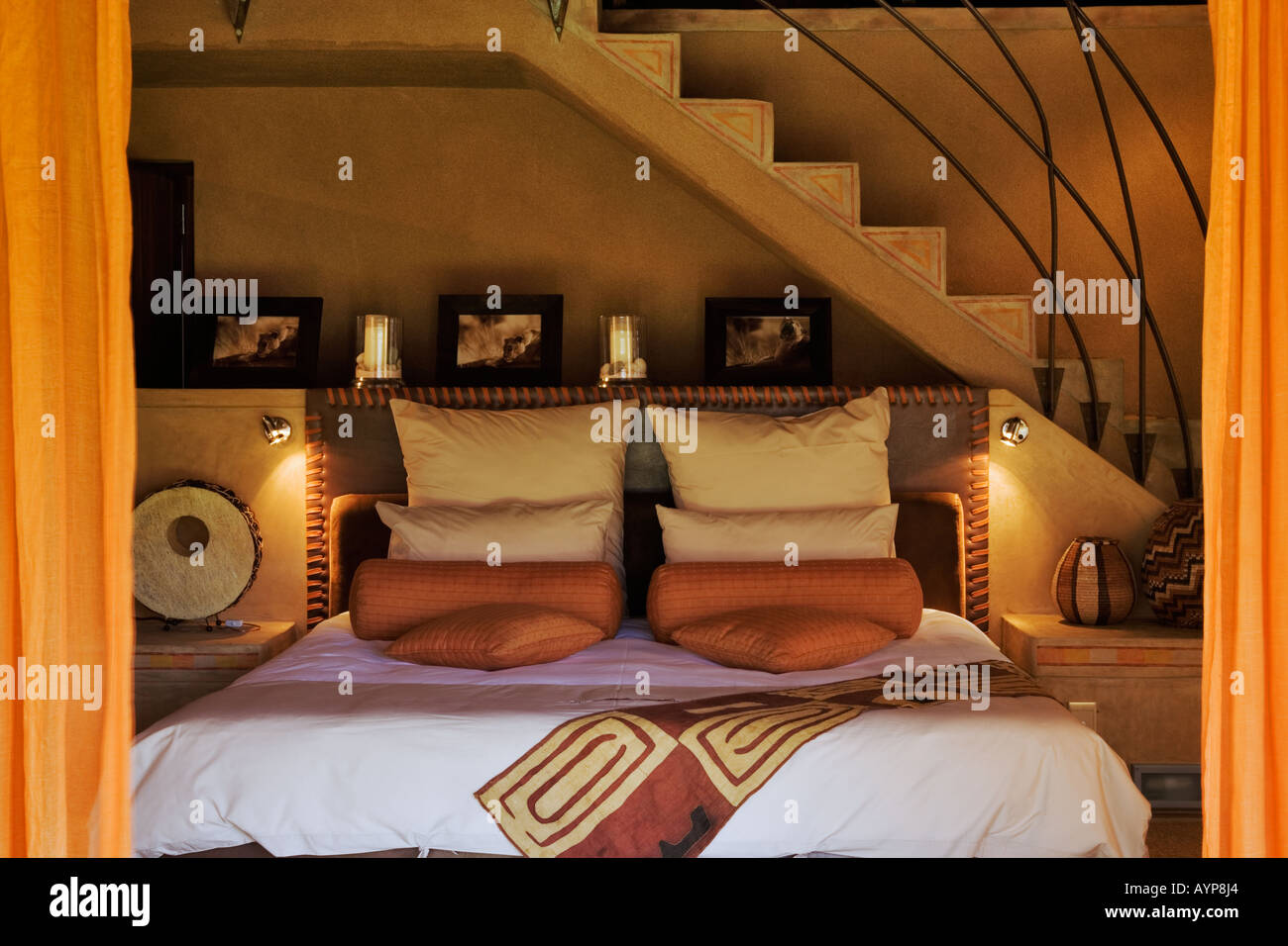 Schlafzimmer in der Villa in Okonjima Private Game Reserve Namibia Stockfoto
