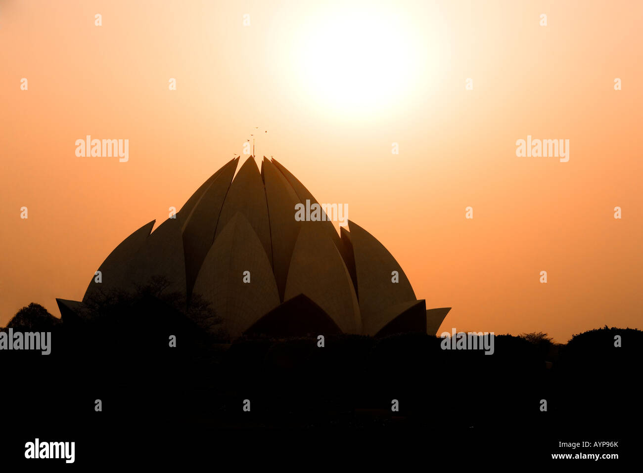 Lotus-Tempel von den Bahai-Glauben, New Delhi, Indien;  Sonnenuntergang Stockfoto