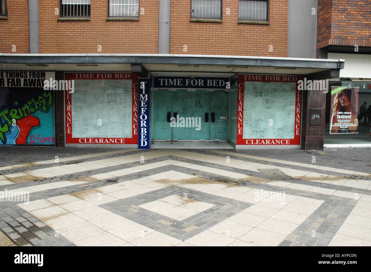 Closed Shops in heruntergekommenen Altrincham Stockfoto