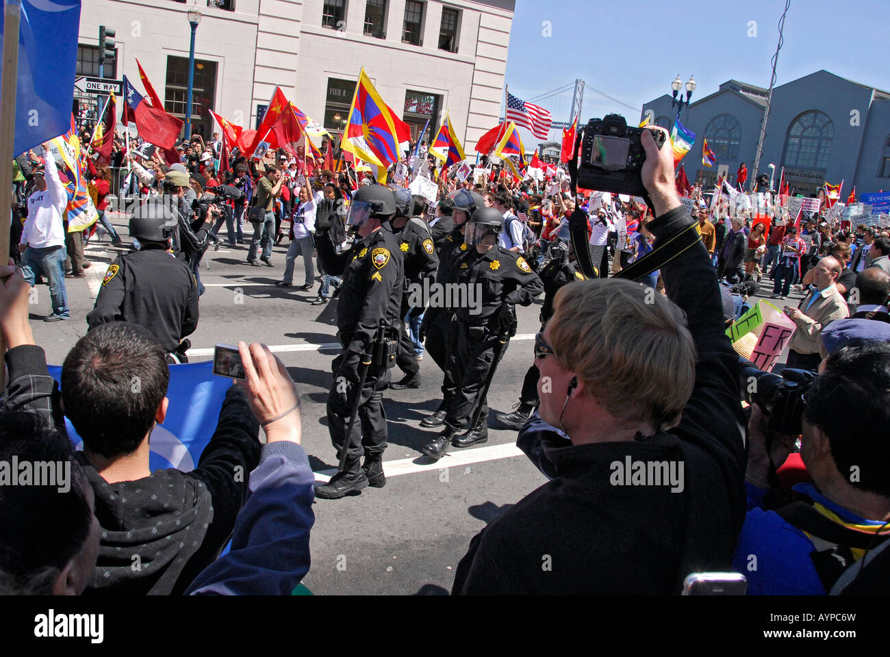 "Olympische Fackel Rezeption ' ^ Anti-China-Protest", "San Francisco", April 9 ^ 2008" Stockfoto