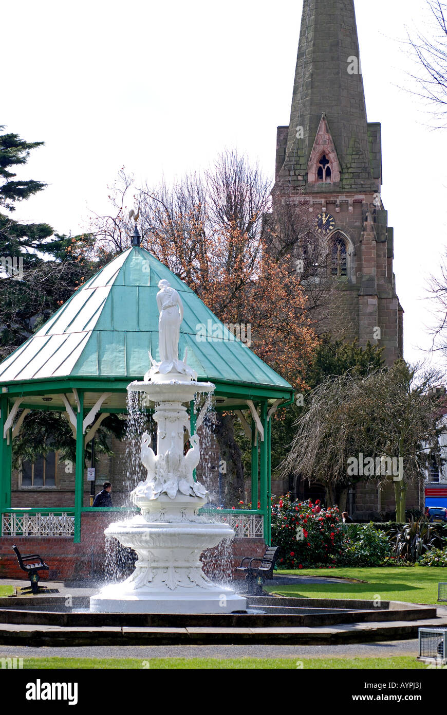 Grün, Redditch Stadt Kirchenzentrum, Worcestershire, England, UK Stockfoto