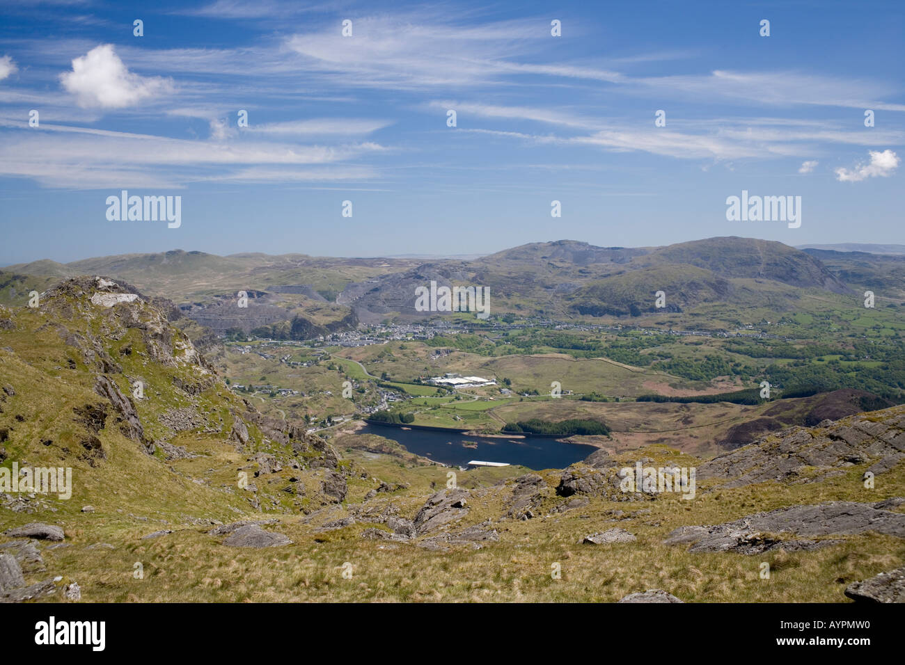 Blaenau Ffestiniog von Moelwyn-Bach und der Tanygrisiau-Stausees und hydro-elektrische Anlage North Wales Stockfoto