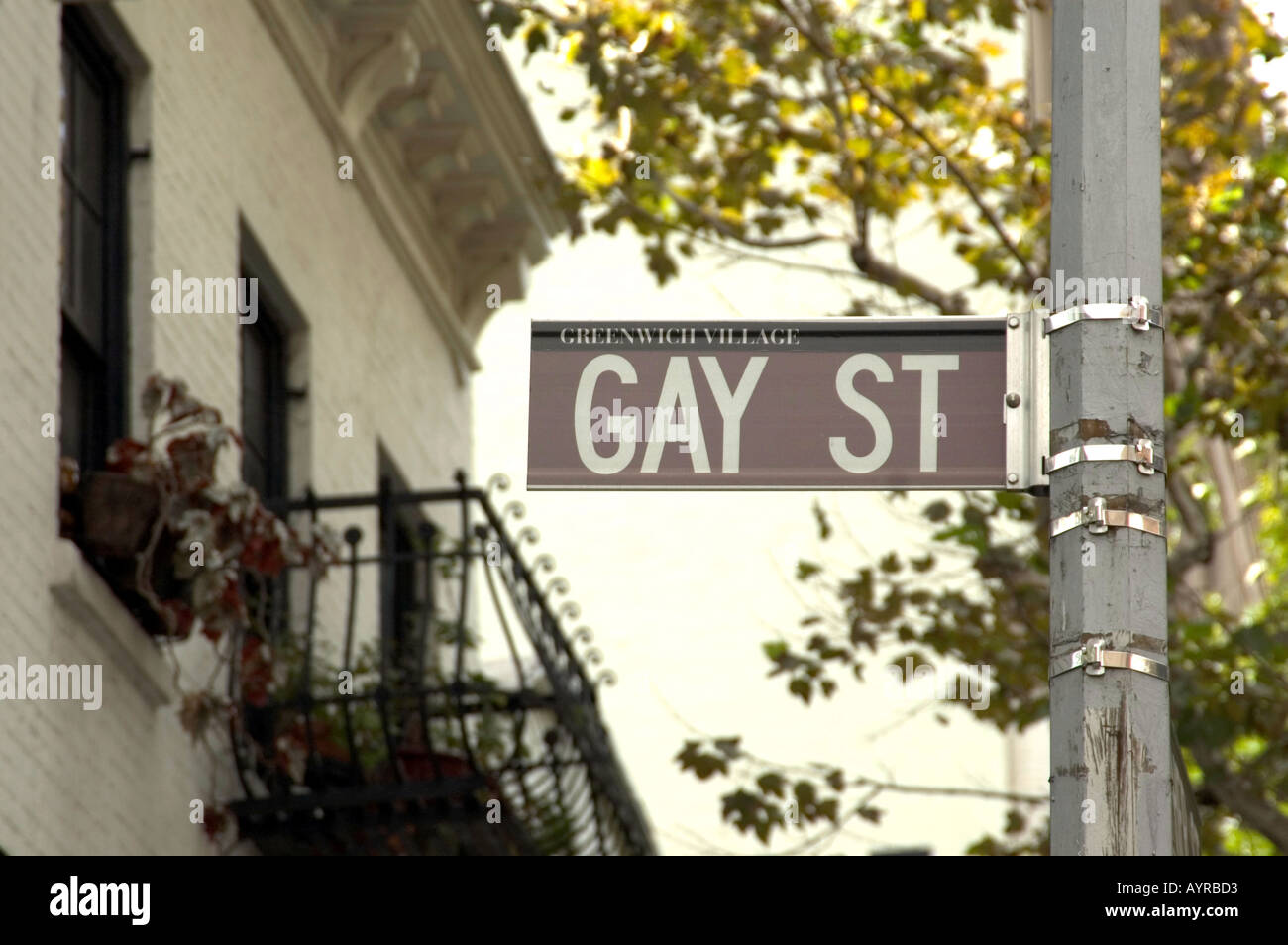 GAY ST STRAßENSCHILD IM GAY-BEREICH VON GREENWICH VILLAGE MANHATTAN NEW YORK CITY VEREINIGTE STAATEN VON AMERIKA USA Stockfoto