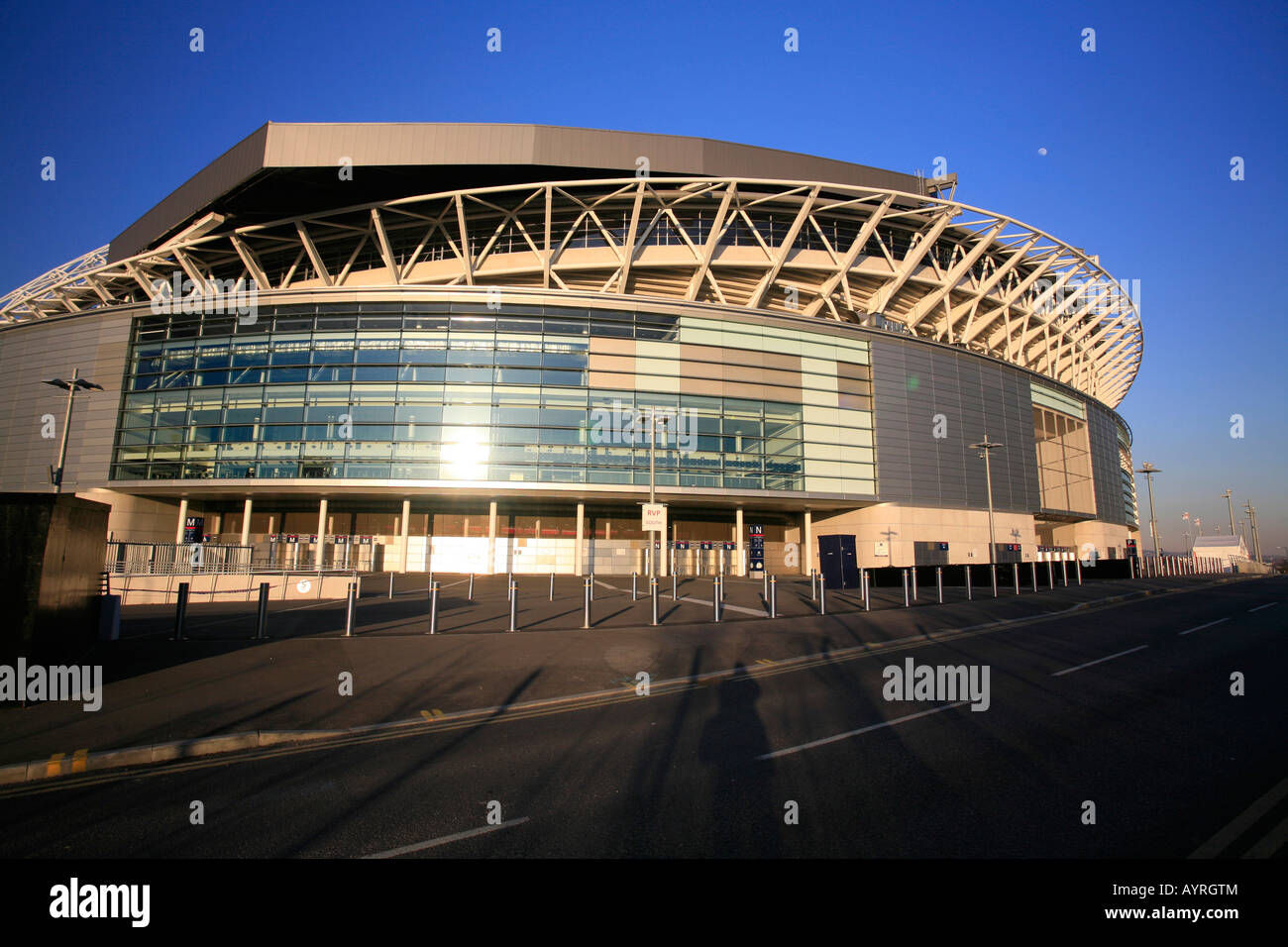 Wembley-Stadion in der Abendsonne, London, England, UK Stockfoto