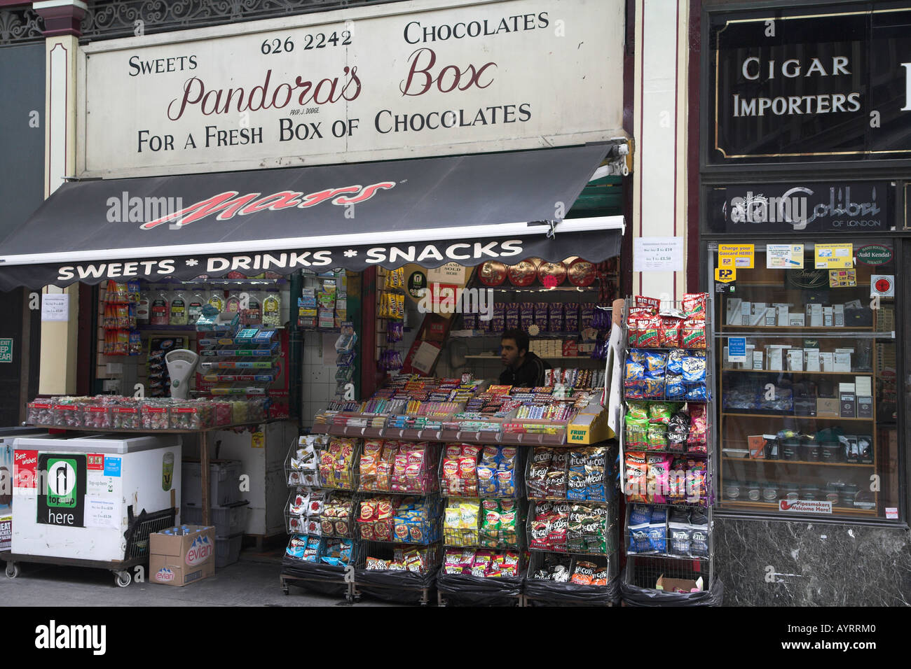 Die Büchse der Pandora Süßwarenladen, Leadenhall Market, City of London, England, Stockfoto