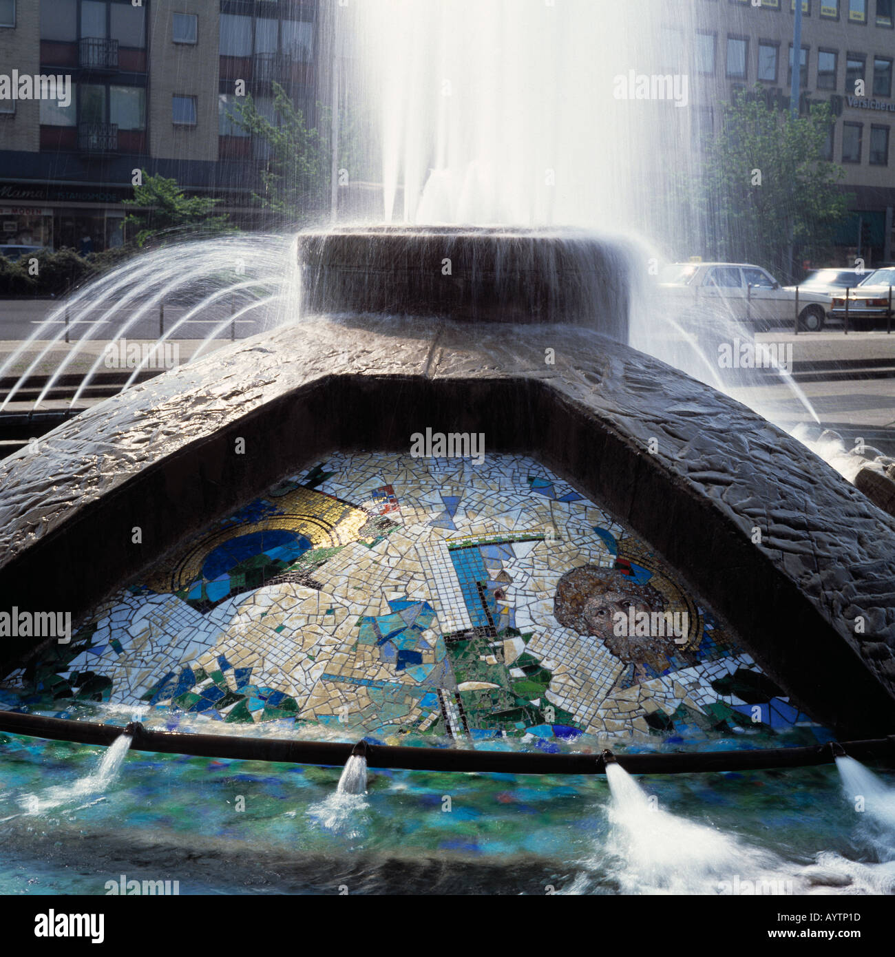 Koeln springbrunnen -Fotos und -Bildmaterial in hoher Auflösung – Alamy
