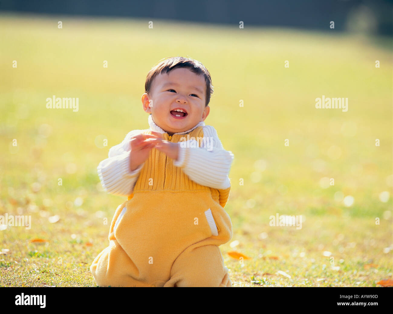 Baby lächelt Stockfoto