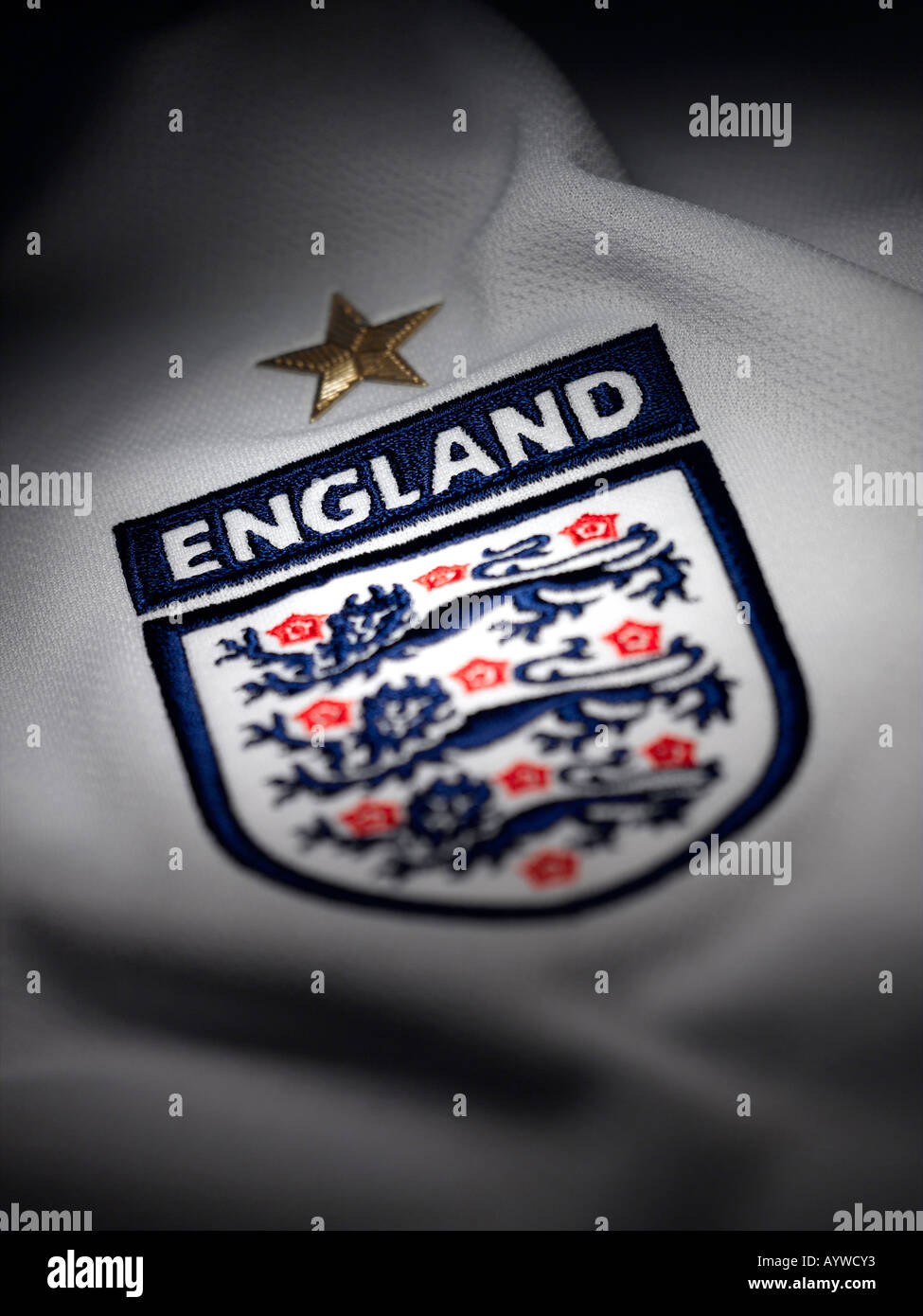 Eine Nahaufnahme von der Abzeichen auf einem englischen Fußball-Shirt Stockfoto