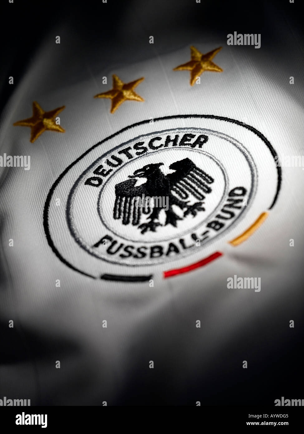 Eine Nahaufnahme der Plakette auf dem deutschen Fußball-Hemd Stockfoto