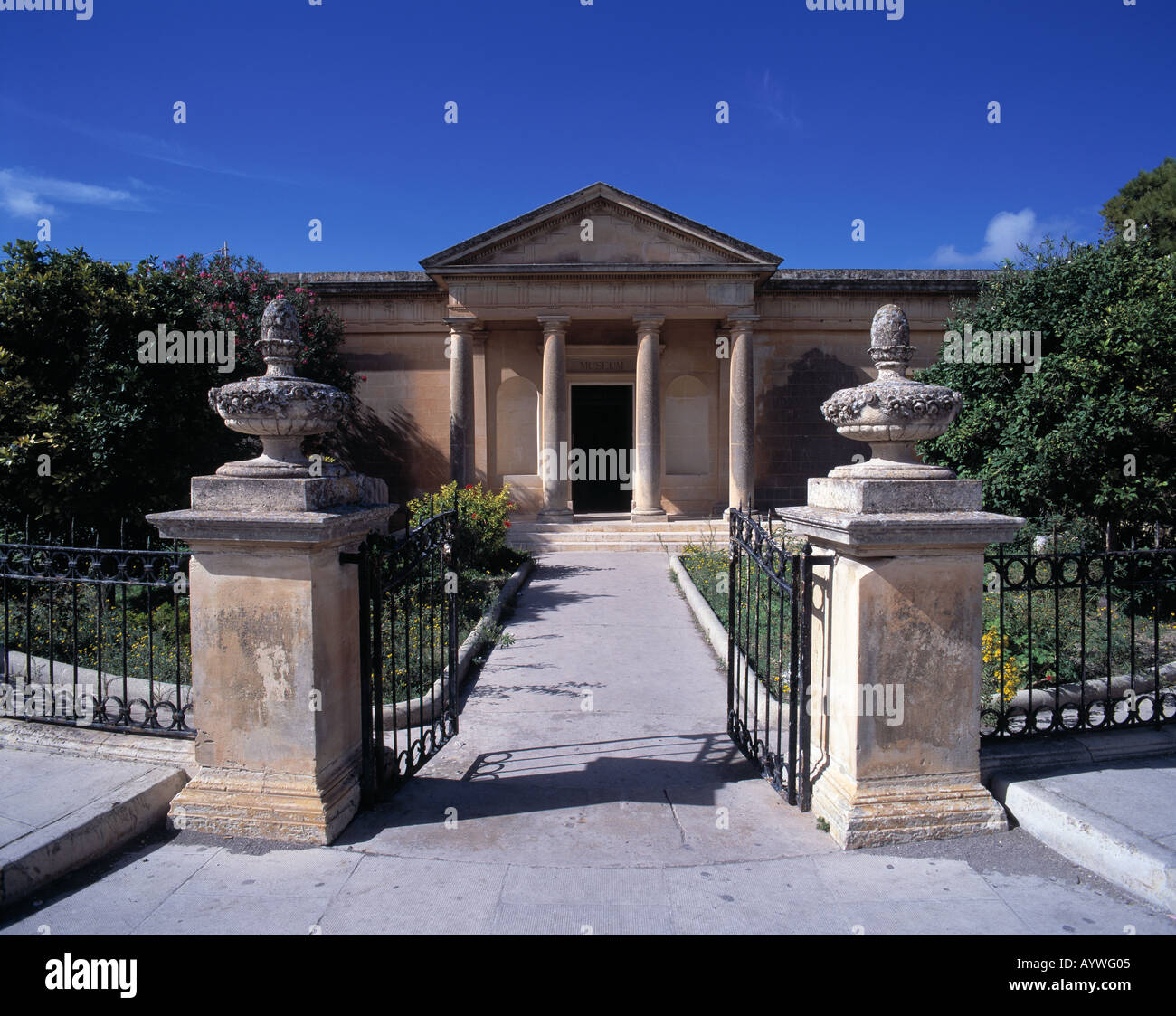 Auf, Roemische Villa, Museum, Herrenhaus, Geoeffnetes Eingangstor, Rabat, Malta Stockfoto
