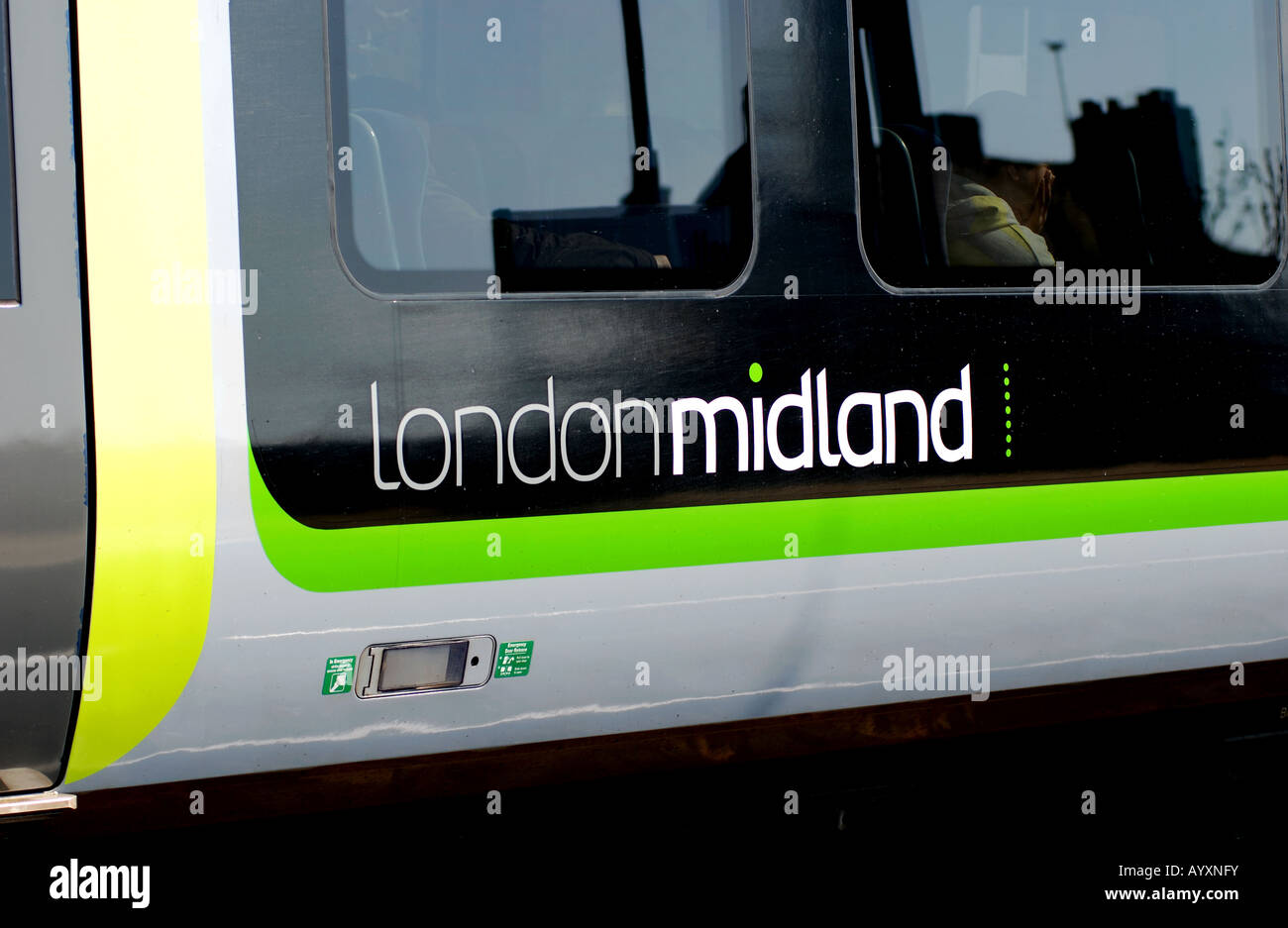 London Midland Desiro Vorortbahn, UK Stockfoto