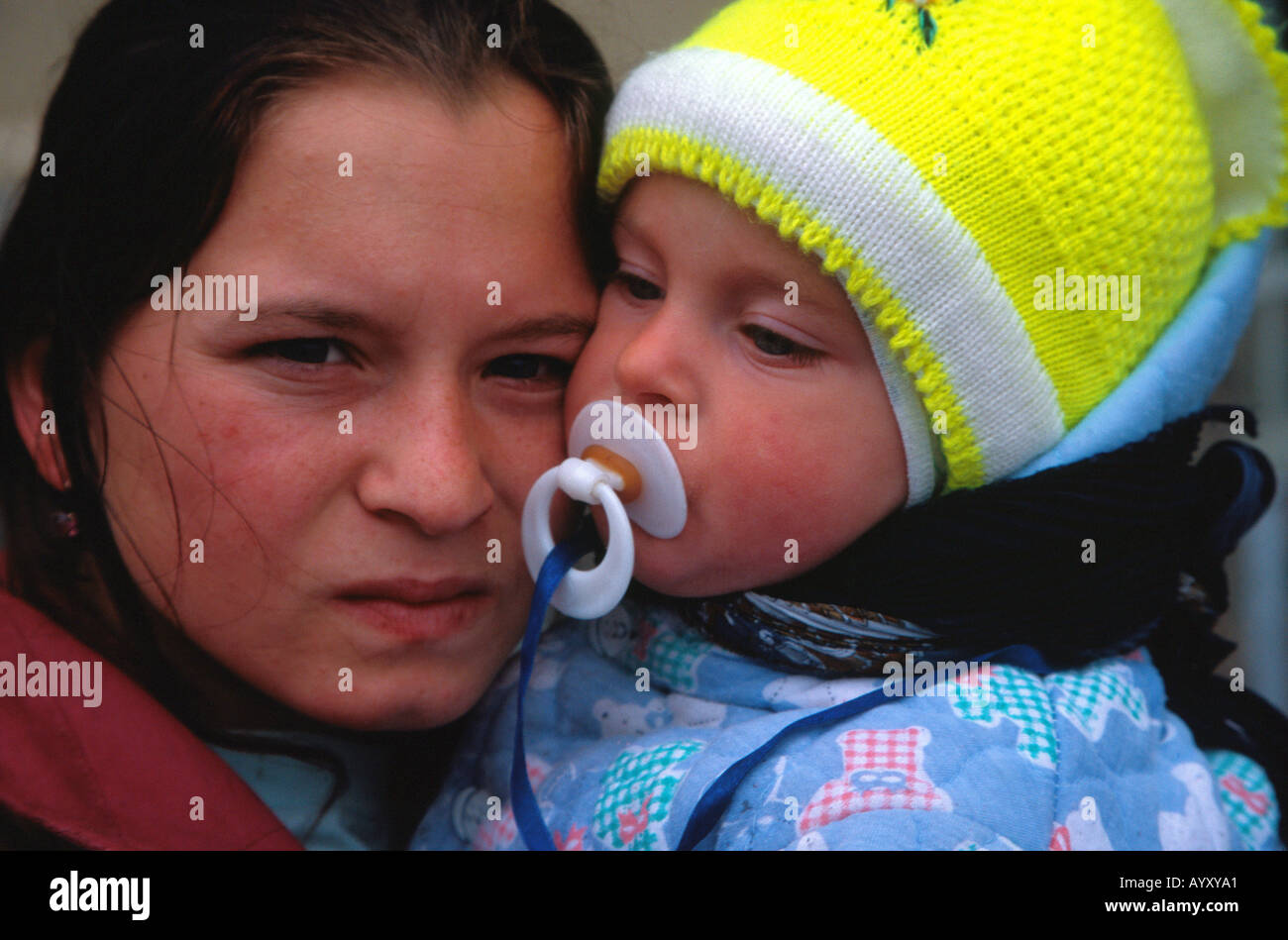 Moldauischen Bettler mit ihrem Baby im Zentrum von Moskau Stockfoto