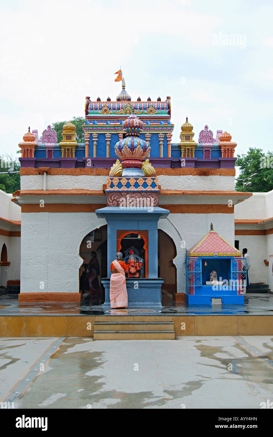 Ein Anhänger am Vitthalwadi Tempel, Vitthalwadi, Pune. Der Ort ist auch bekannt als zweite Pandharpur Stockfoto