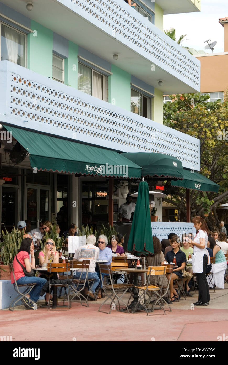 News Café am Ocean Drive Miami, USA Stockfoto News Café am Ocean Drive Miami, USA Stockfoto