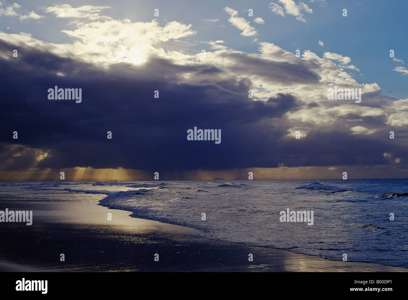 Gewitterwolken über Moreton Bay Moreton Island National Park-Queensland-Australien Stockfoto