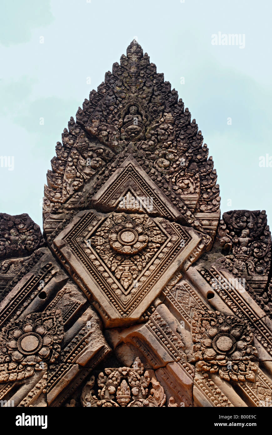 Kambodscha, Banteay Srei, 10. Jahrhundert n. Chr. 2. Torana, Mittelabschnitt. Stockfoto