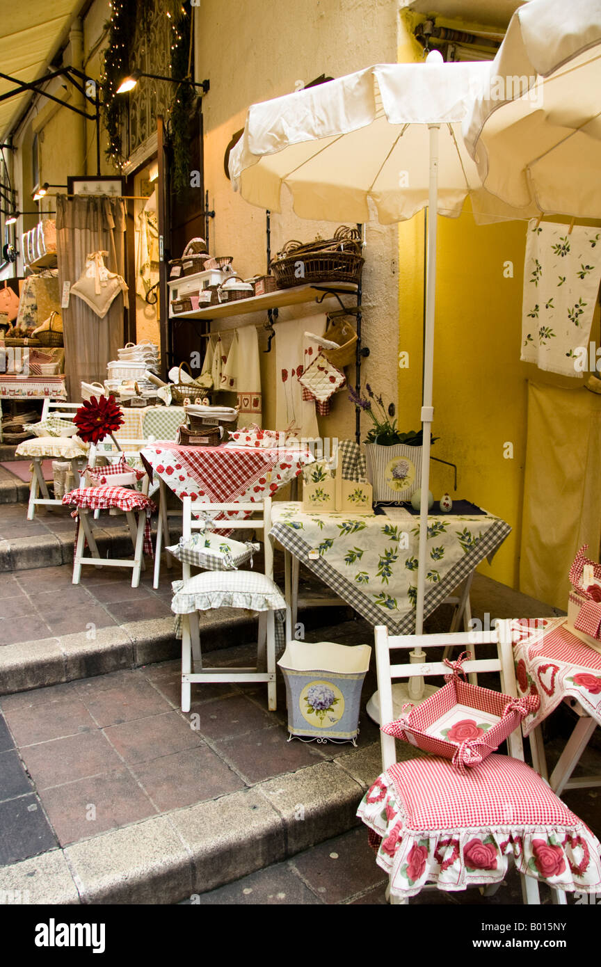 Weiche Einrichtung laden in Altstadt von Nizza, Südfrankreich Stockfoto
