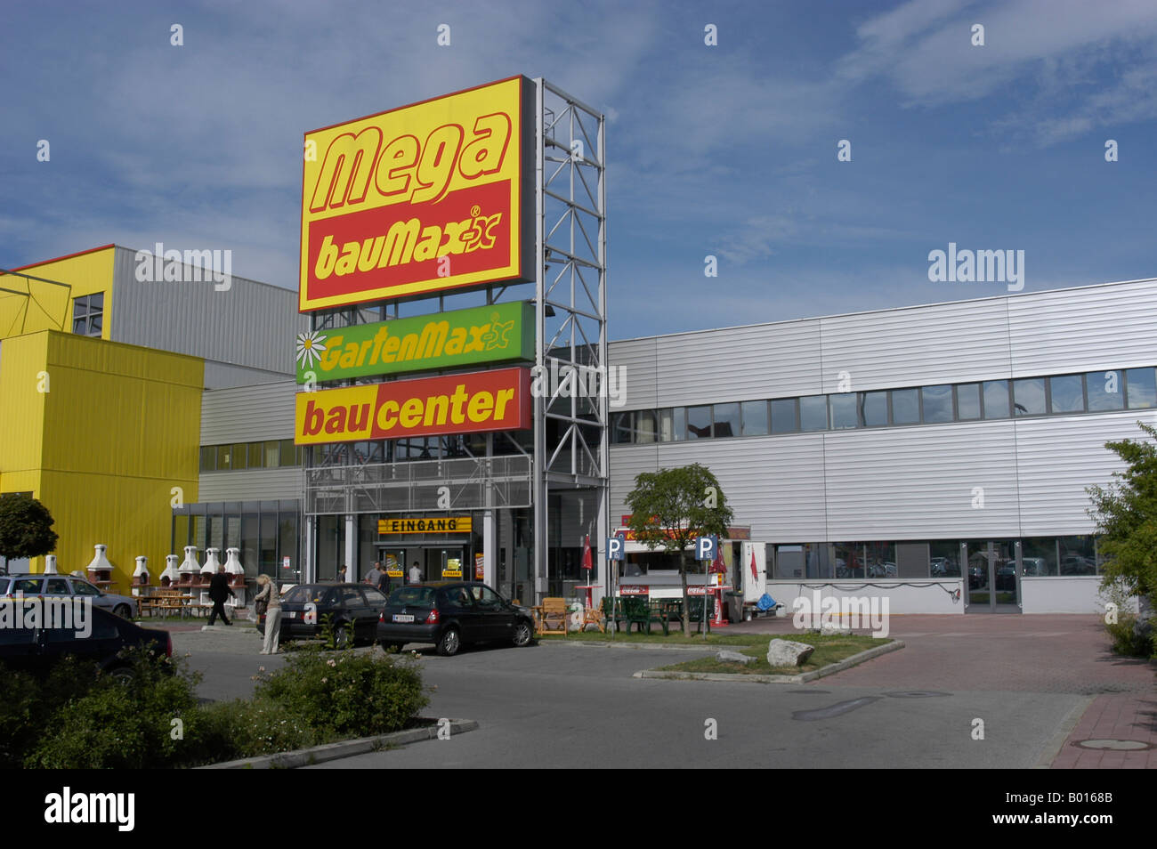Mega Baumax im Gewerbegebiet Stadlau Stockfoto