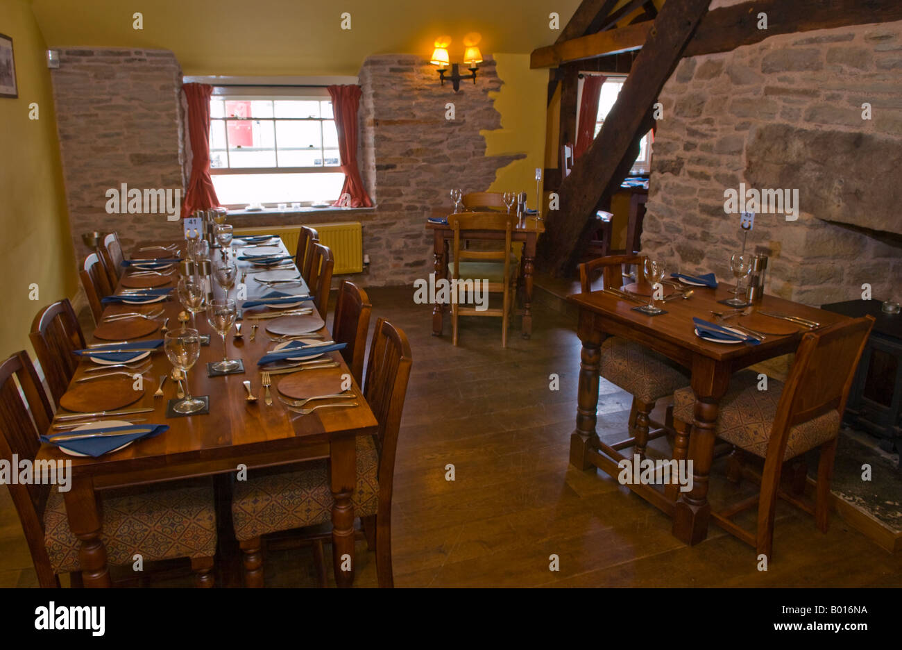 17. Jahrhundert drei Tuns Inn Hay on Wye Powys Wales UK EU aus 1600 Speisesaal Stockfoto