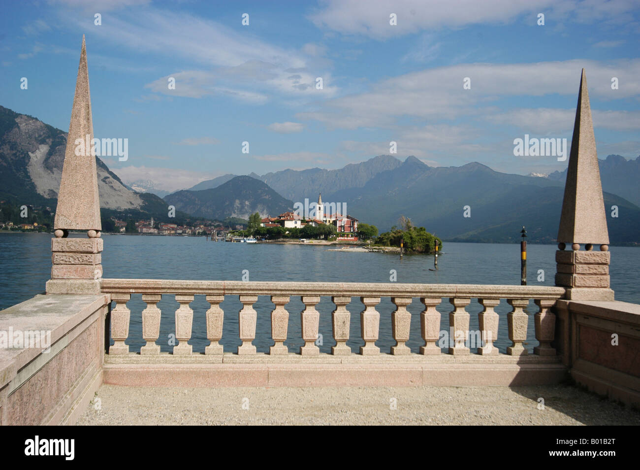 Blick auf die Isola dei Pescatori von Isola Bella - Lago Maggiore-Piemont-Norditalien Stockfoto