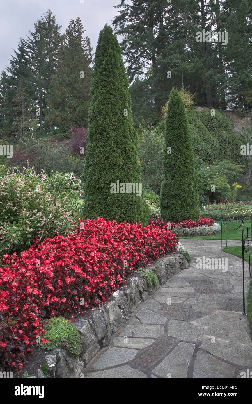 Phänomenal schöne und malerische Garten für Spaziergänge und die Aufsicht über Blumen und Bäume Stockfoto