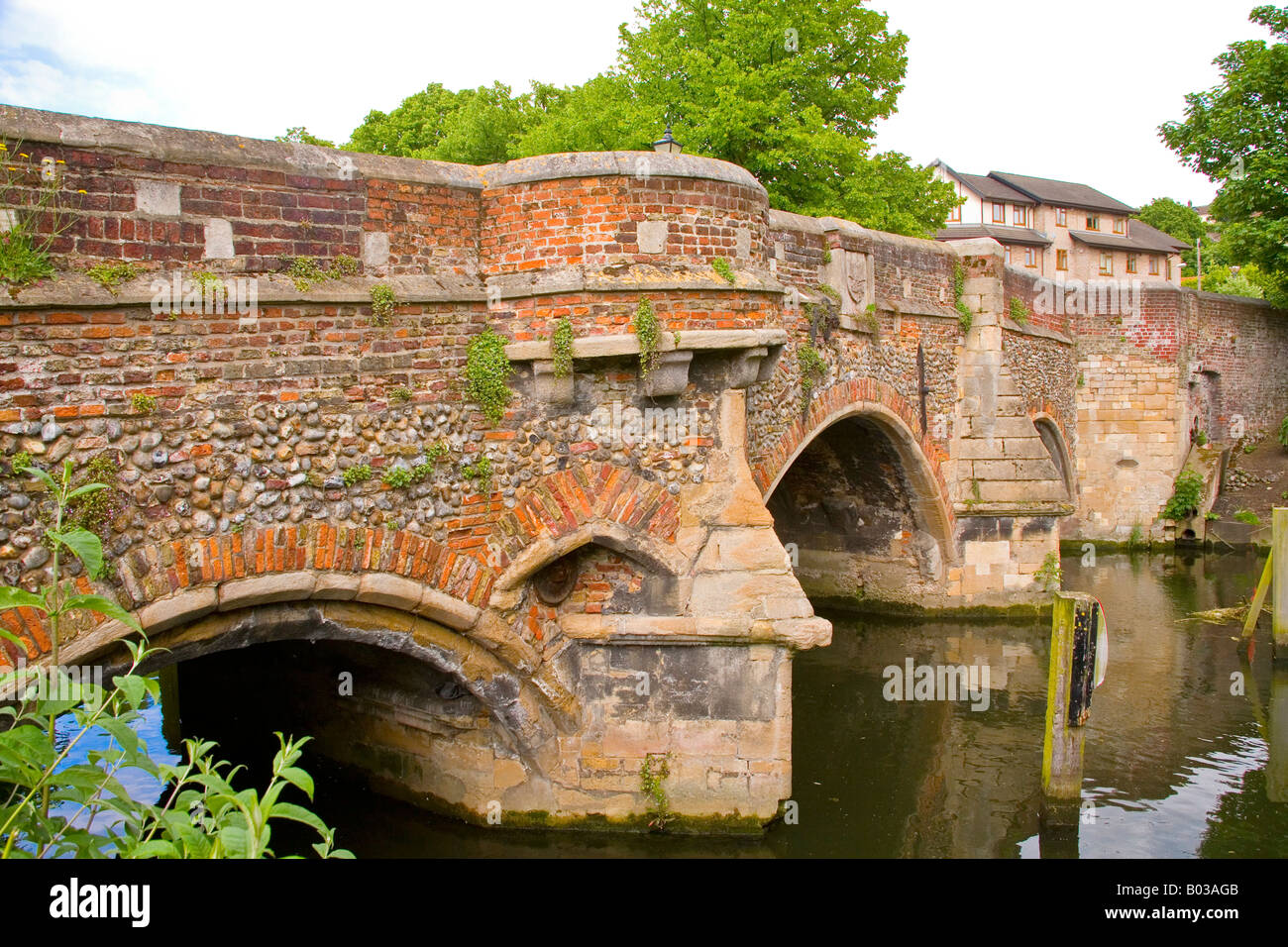 Bischöfe-Brücke über den Fluss Wensum Norwich Norfolk England Stockfoto