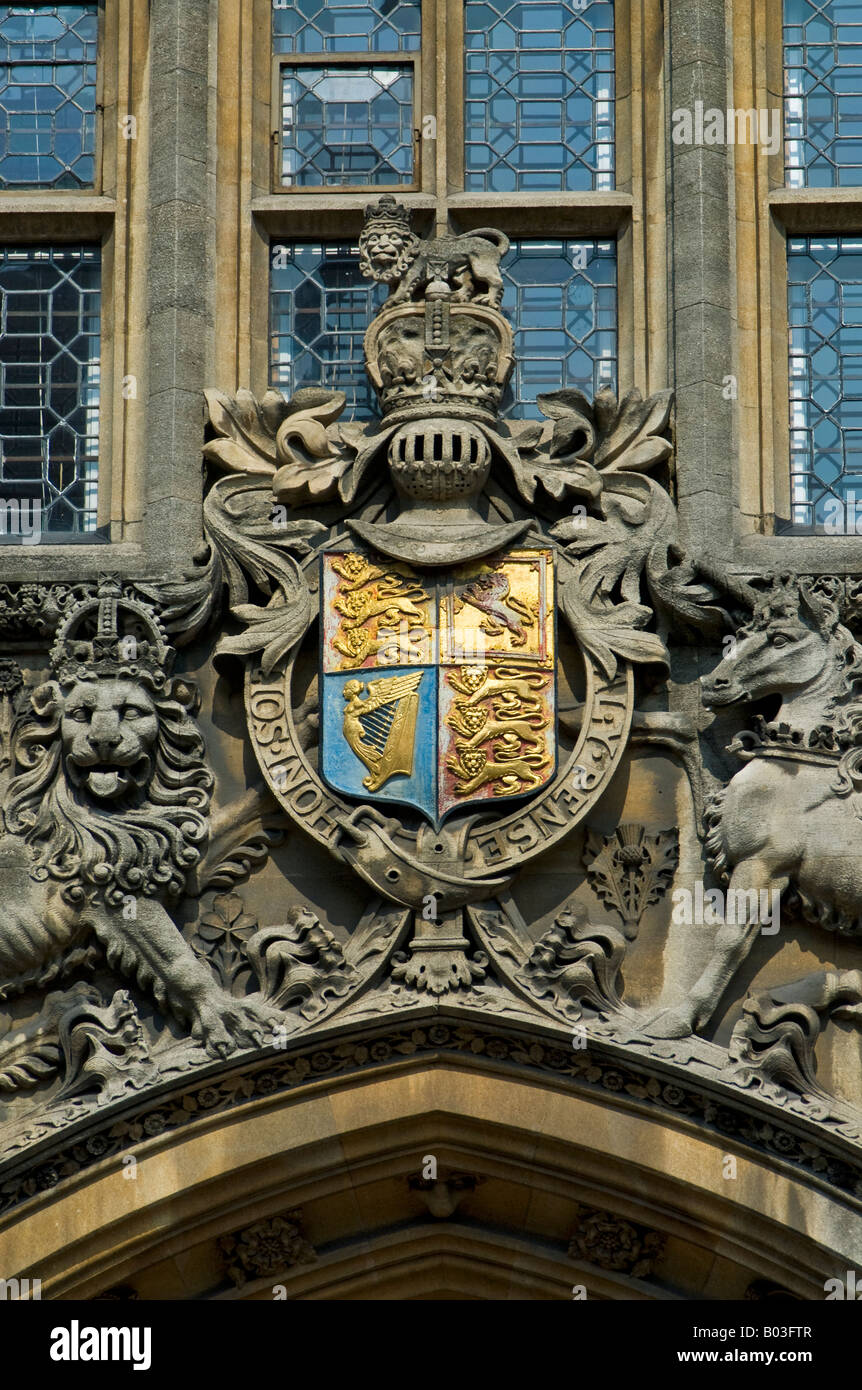 Wappen Sie über dem Eingang zum Brasenose College in Oxford, England Stockfoto