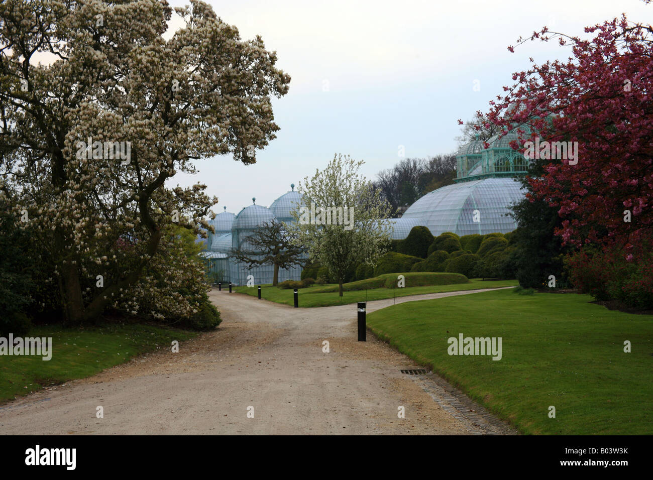 Ansicht des Kongo Haus und Wintergarten an der königlichen Gewächshäuser von Laeken, Brüssel, Belgien Stockfoto
